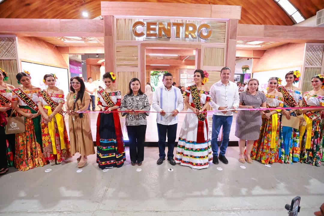 Inauguran Javier May y Yolanda Osuna Pabellón de Centro que resalta raíces, cultura y tradición