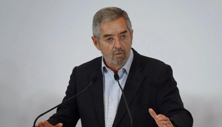 El canciller Juan Ramón de la Fuente representará a México en el Foro China-Celac