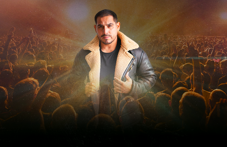 Espinoza Paz también se queda sin visa en plena crisis del narcocorrido