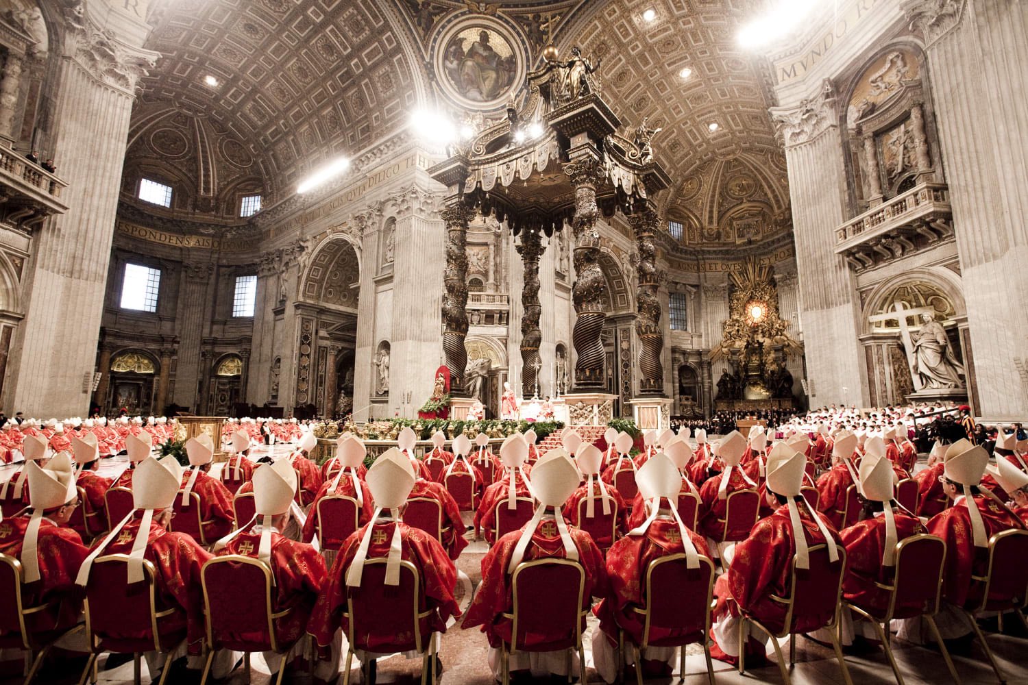 ¿A qué hora empieza el cónclave para elegir Papa?
