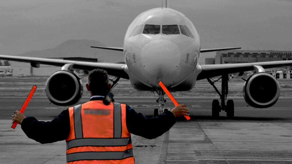 ¡Atención viajeros! AICM emite alerta por vuelos a 6 estados del Pacífico por tormenta Alvin