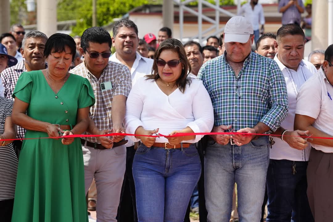 Tenosique avanza con espacios públicos dignos: inauguran parque en colonia Magisterial