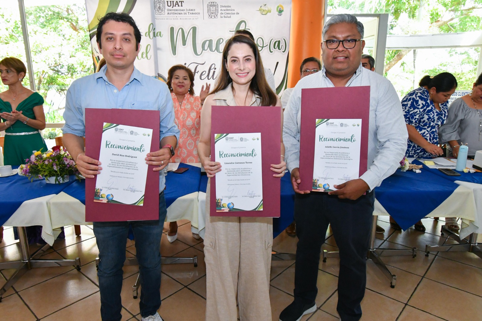 La UJAT reconoce a profesores de la DACS y su labor al formar egresados de calidad: GNO