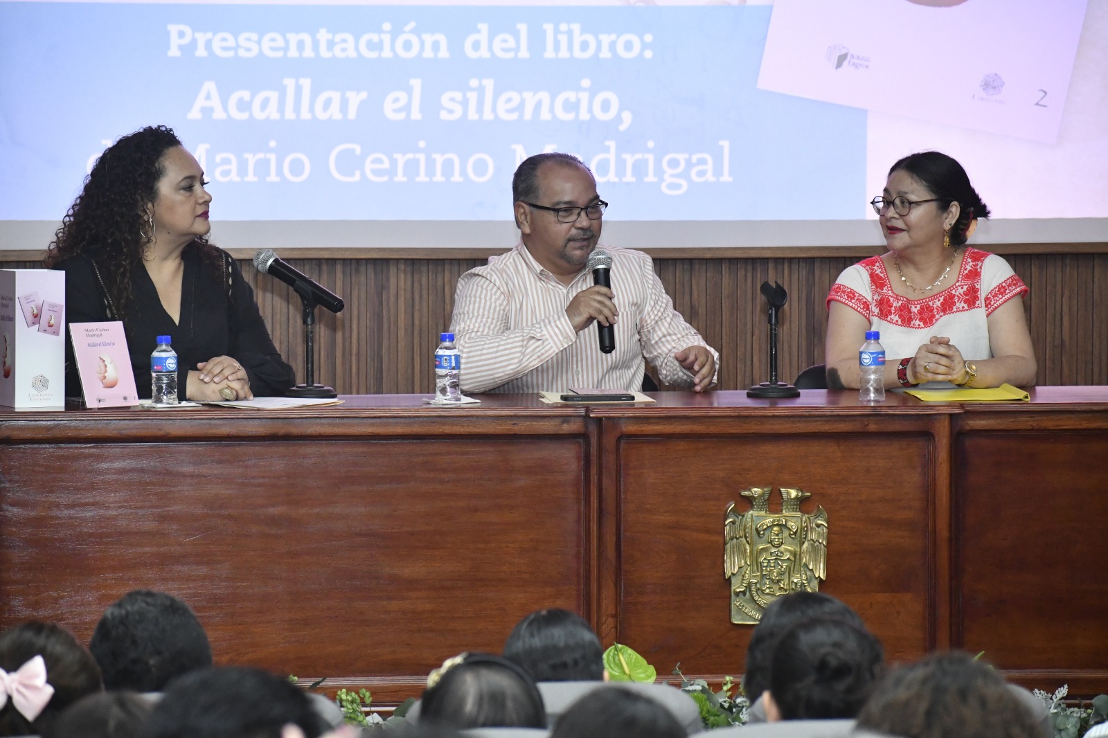 “Acallar el Silencio” primera colección poética de Mario Cerino se presenta en la UJAT