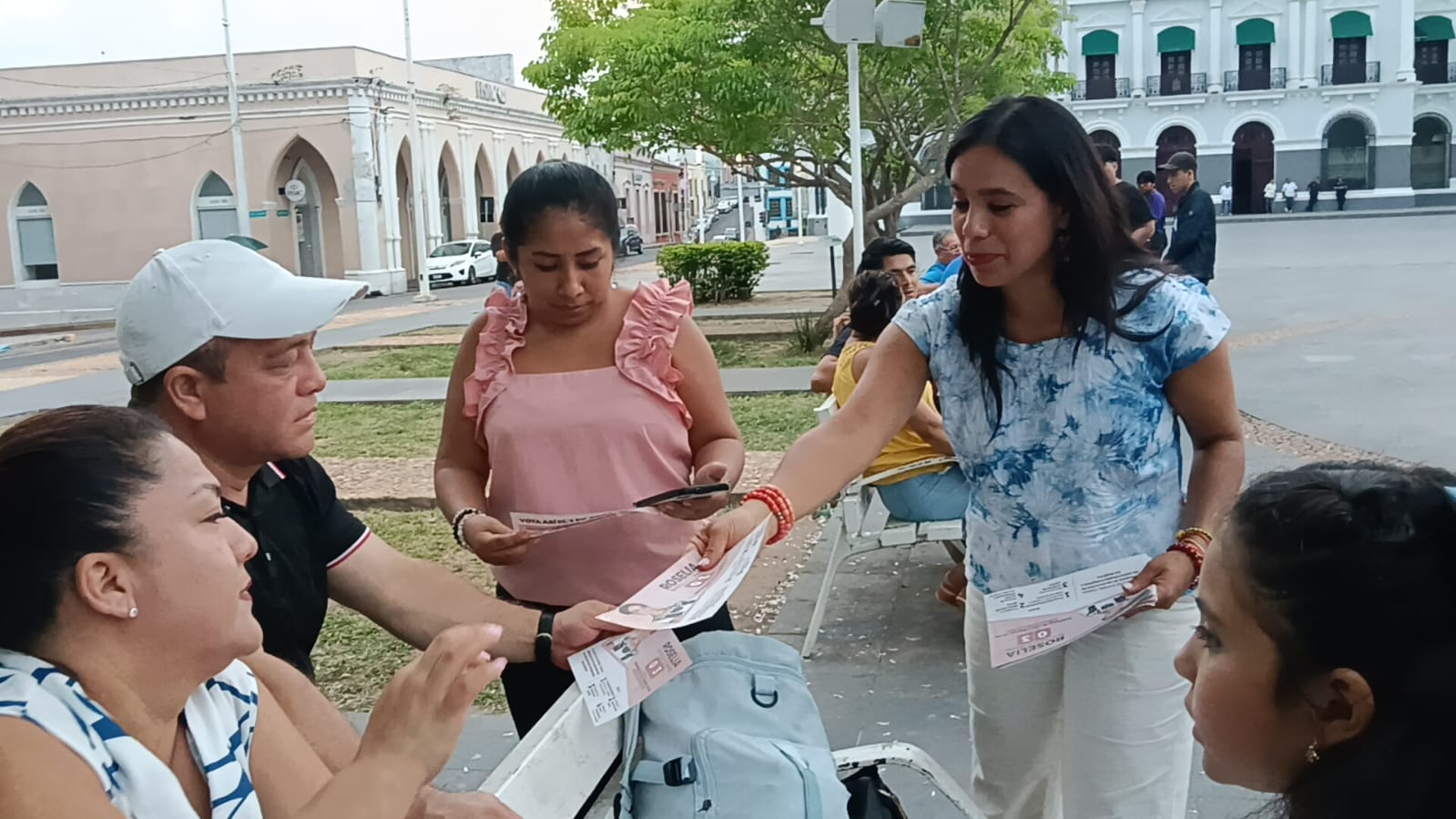 Salir a votar es elegir a quien va a proteger sus derechos y sus otros derechos humanos: Roselia Bustillo