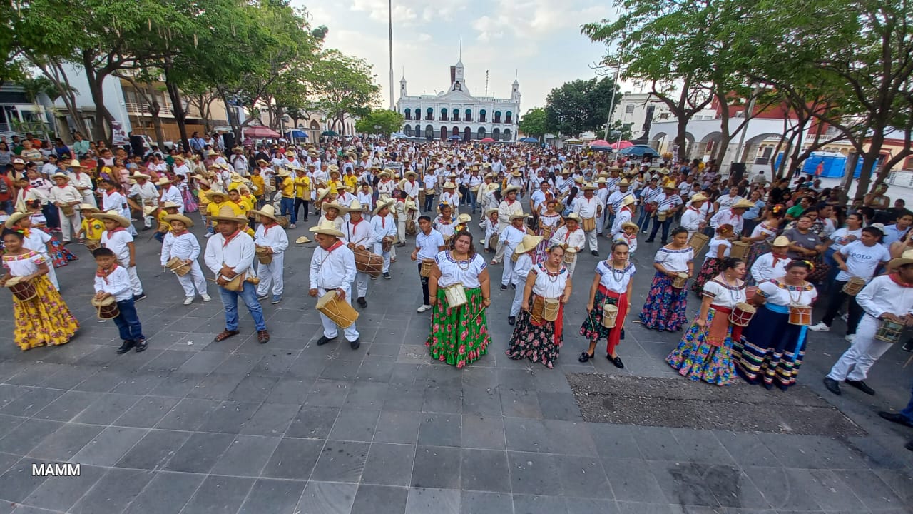 2do. Tamboritón 2025, rompe récord con 894 tamborileros en Tabasco