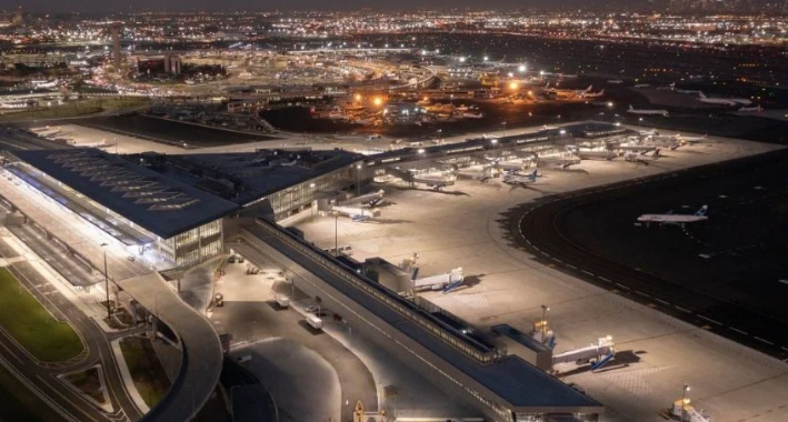 La Casa Blanca promete resolver fallos de control en aeropuerto de Newark tras otro apagón