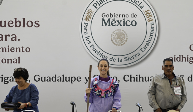 Claudia Sheinbaum restituye más de 820 hectáreas a los pueblos Ódami y Rarámuri de la sierra Tarahumara en Chihuahua