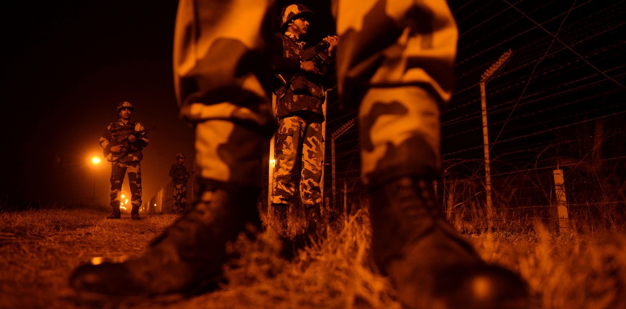 India bombardea 9 lugares en Pakistán y Cachemira