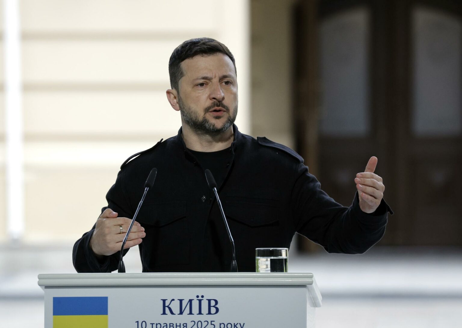 Zelenski dispuesto a reunirse con Putin, pero exige cese al fuego inmediato