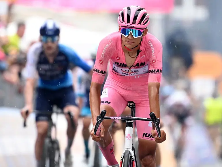 Isaac del Toro ascendió en el ranking mundial