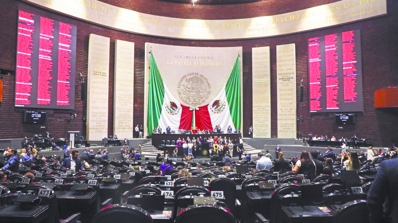 Aplazan periodo extraordinario en el Congreso