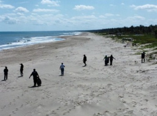 Marina participa en la “Campaña Nacional de Limpieza de Playas y Costas en el estado de Tabasco»