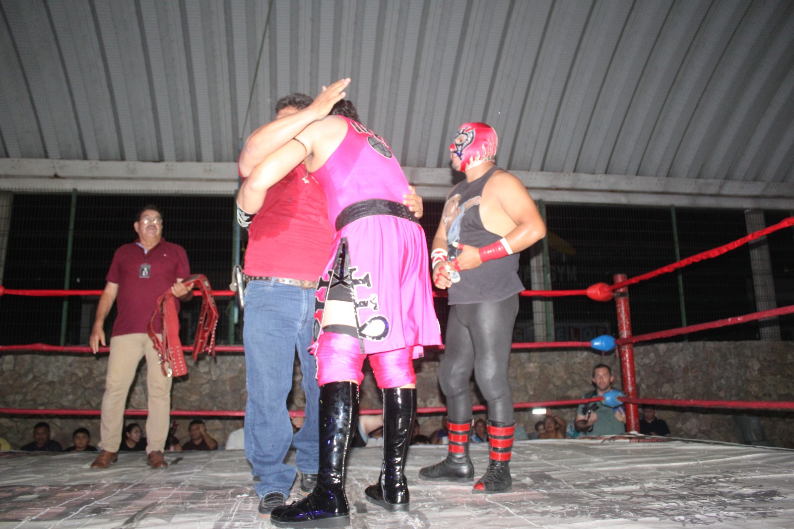 Thunderman lesionado