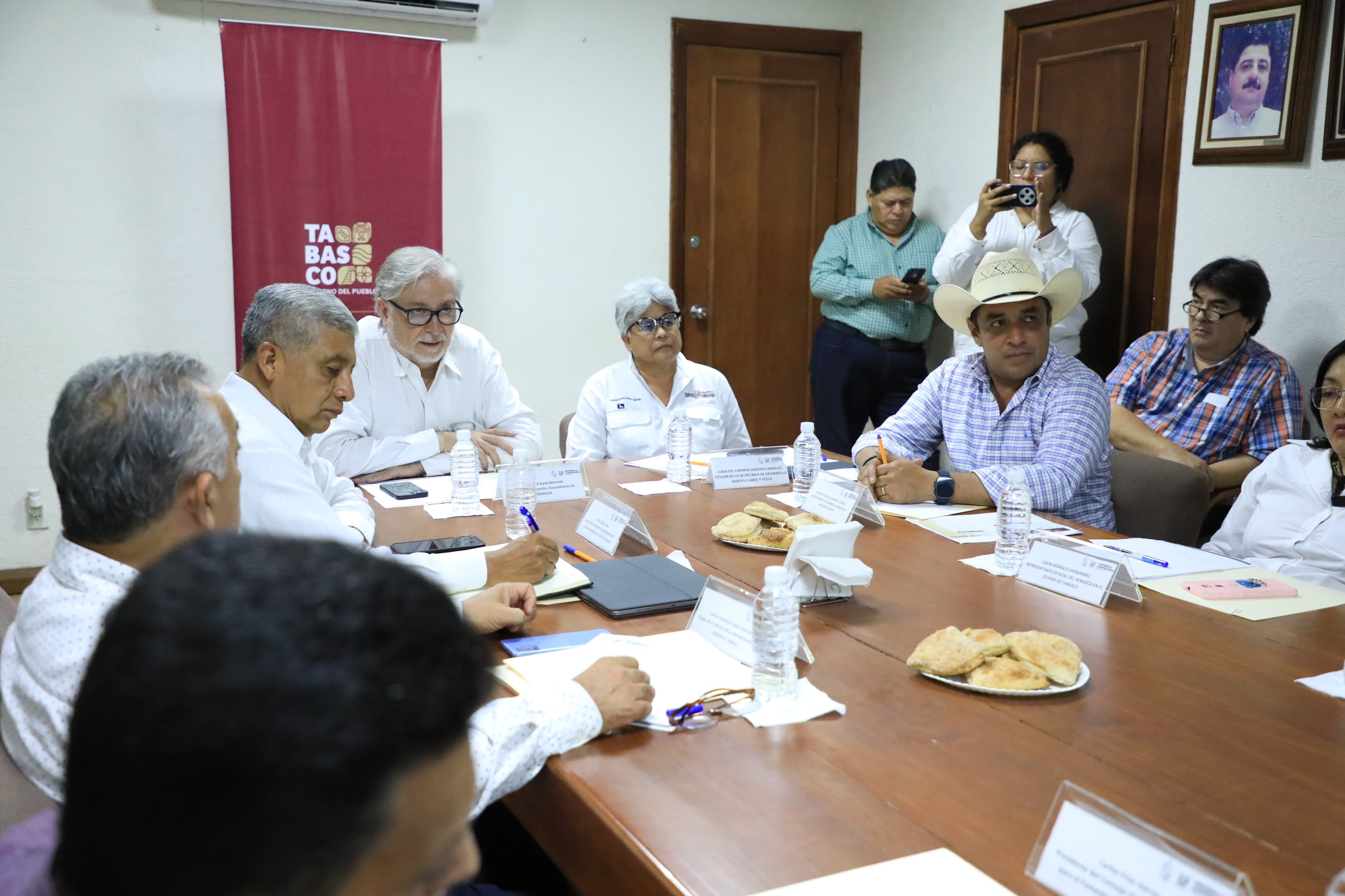 Acción oportuna del Gobierno del Pueblo y coordinación con la Federación, dan como resultado disminución del 70% en casos de gusano barrenador, destaca Senasica en reunión nacional