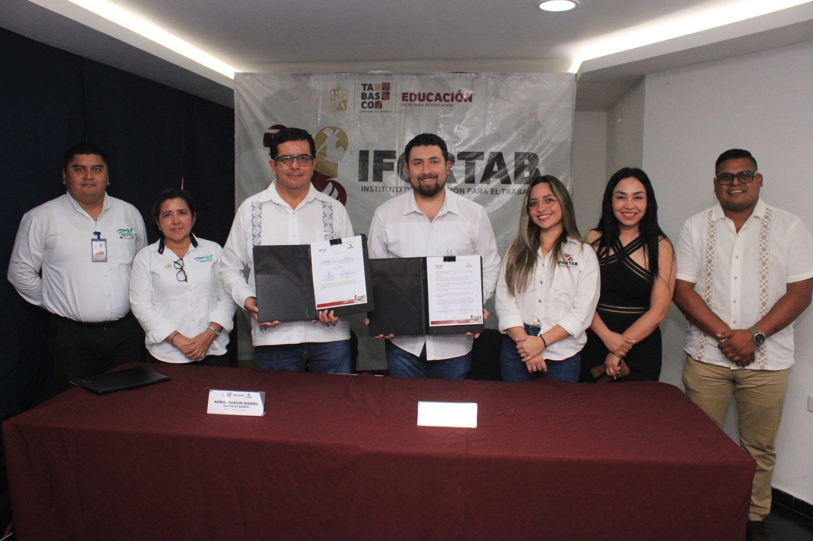 IFORTAB y la Universidad Tecnológica de Tabasco fortalecen colaboración con firma de adenda