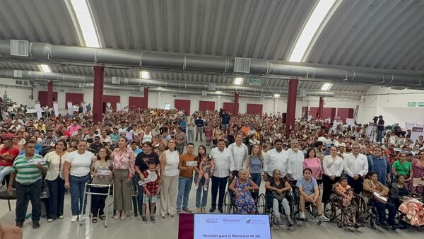 Entregan más de 11 mil tarjetas de la Pensión para el Bienestar