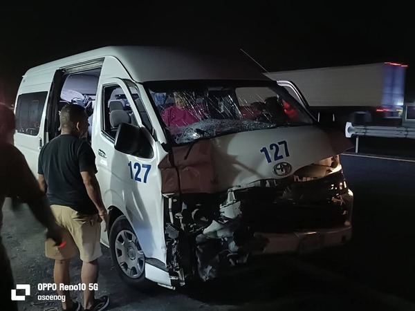 El saxofonista tabasqueño Eugenio Flores y sus músicos sufren accidente automovilístico