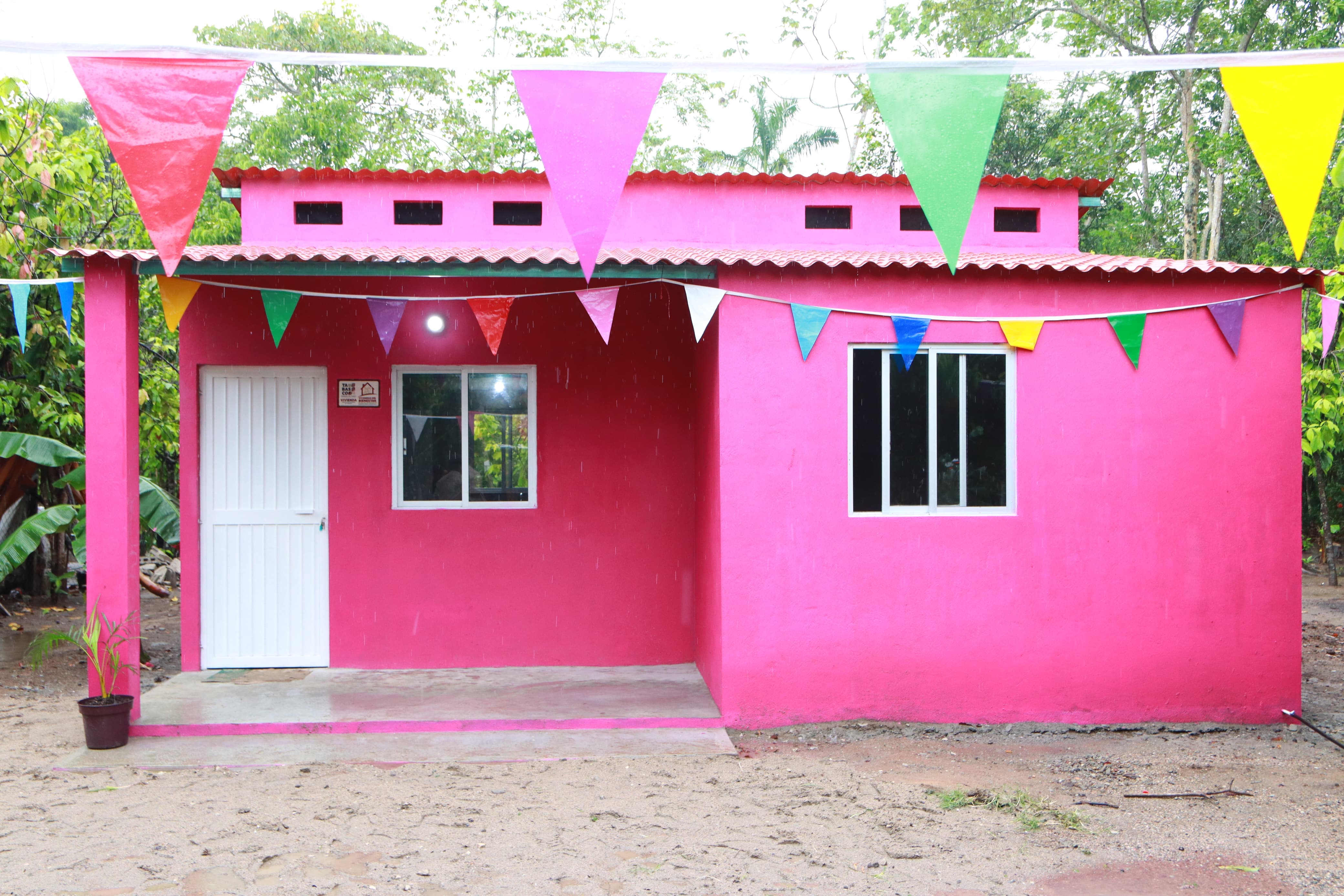 Cumplen Javier May y Ovidio Peralta; llevan bienestar y transformación a Comalcalco