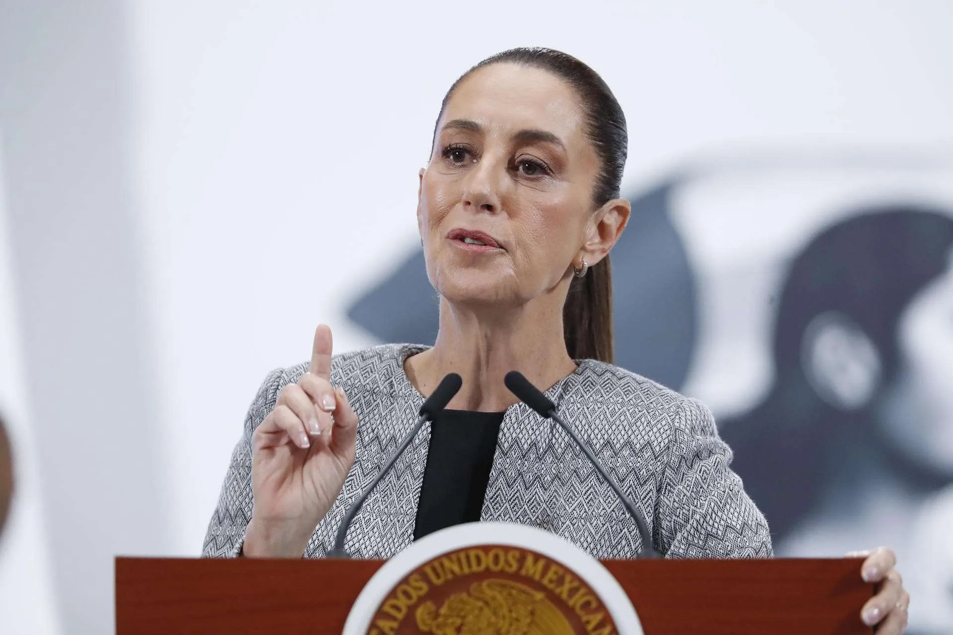 “No estamos de acuerdo”: Sheinbaum sobre fallo de la Corte Suprema de EE.UU. a favor de fabricantes de armas