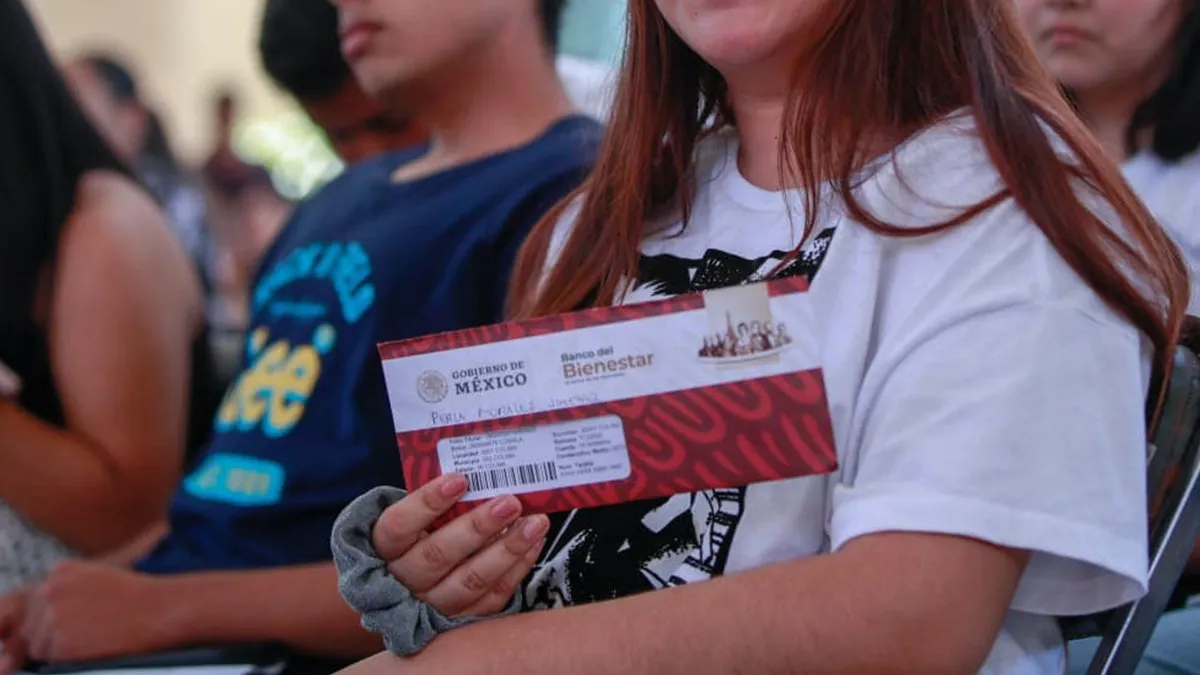Beca Benito Juárez aclara hasta cuándo hará el próximo pago de mil 900 pesos a alumnos