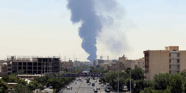 Irán dice que está dispuesto a negociar pero no a reducir la actividad nuclear a cero