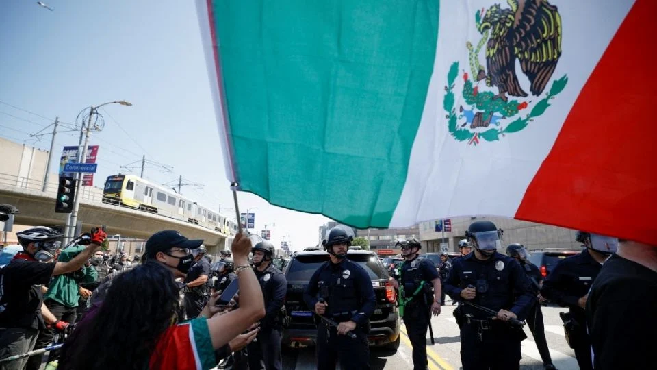 «Morena no está detrás»: Luisa María Alcalde se deslinda de movilizaciones en Los Ángeles