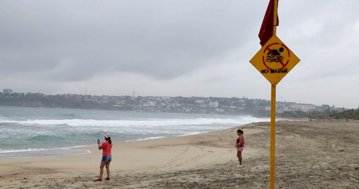 Deja huracán Erick daños en 16 municipios de Oaxaca y Guerrero