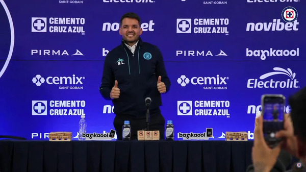 Cruz Azul anuncia a Nicolás Larcamón como su nuevo entrenador