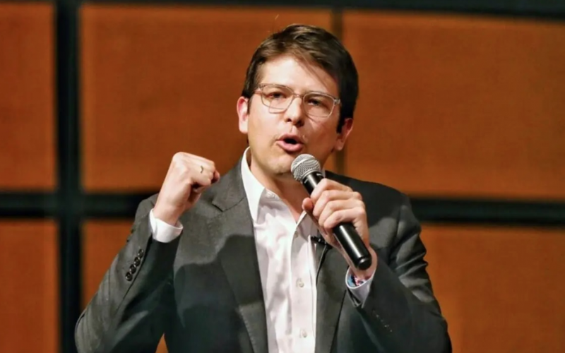 Miguel Uribe Turbay experimenta mejoría y se reduce su estado crítico, según nuevo parte médico