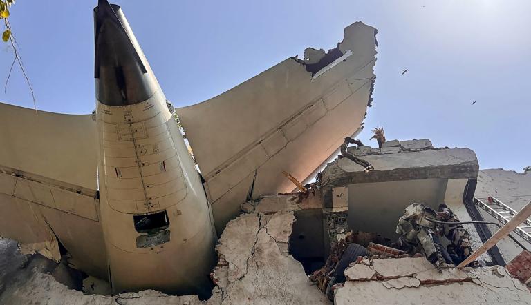 Tragedia aérea de Air India: familias británicas denuncian que recibieron ataúdes con cuerpos equivocados