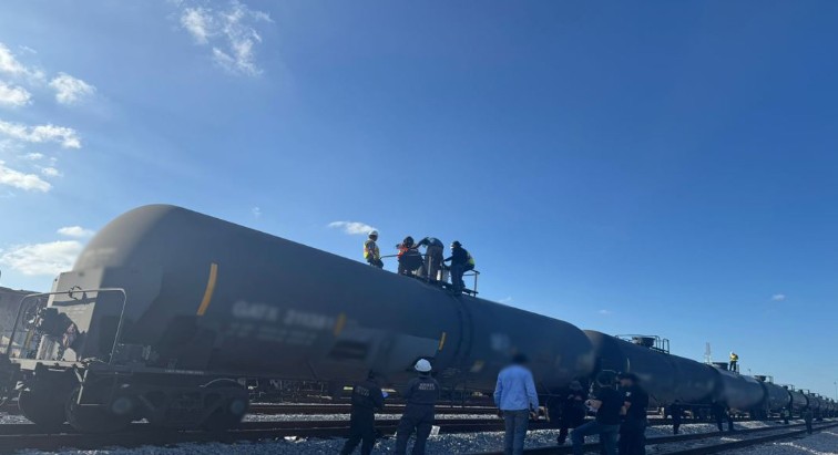 Embajada de EU asegura que huachicol es enviado a Texas para refinarlo y luego regresa a México para su venta