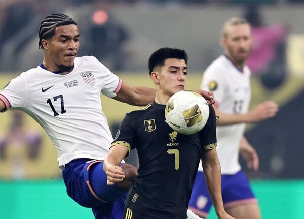 Gilberto Mora, el futbolista más joven en jugar una Final internacional de Selecciones