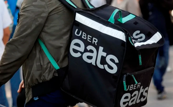 Sheinbaum rechaza aumento de tarifas en Uber tras reforma a favor de repartidores