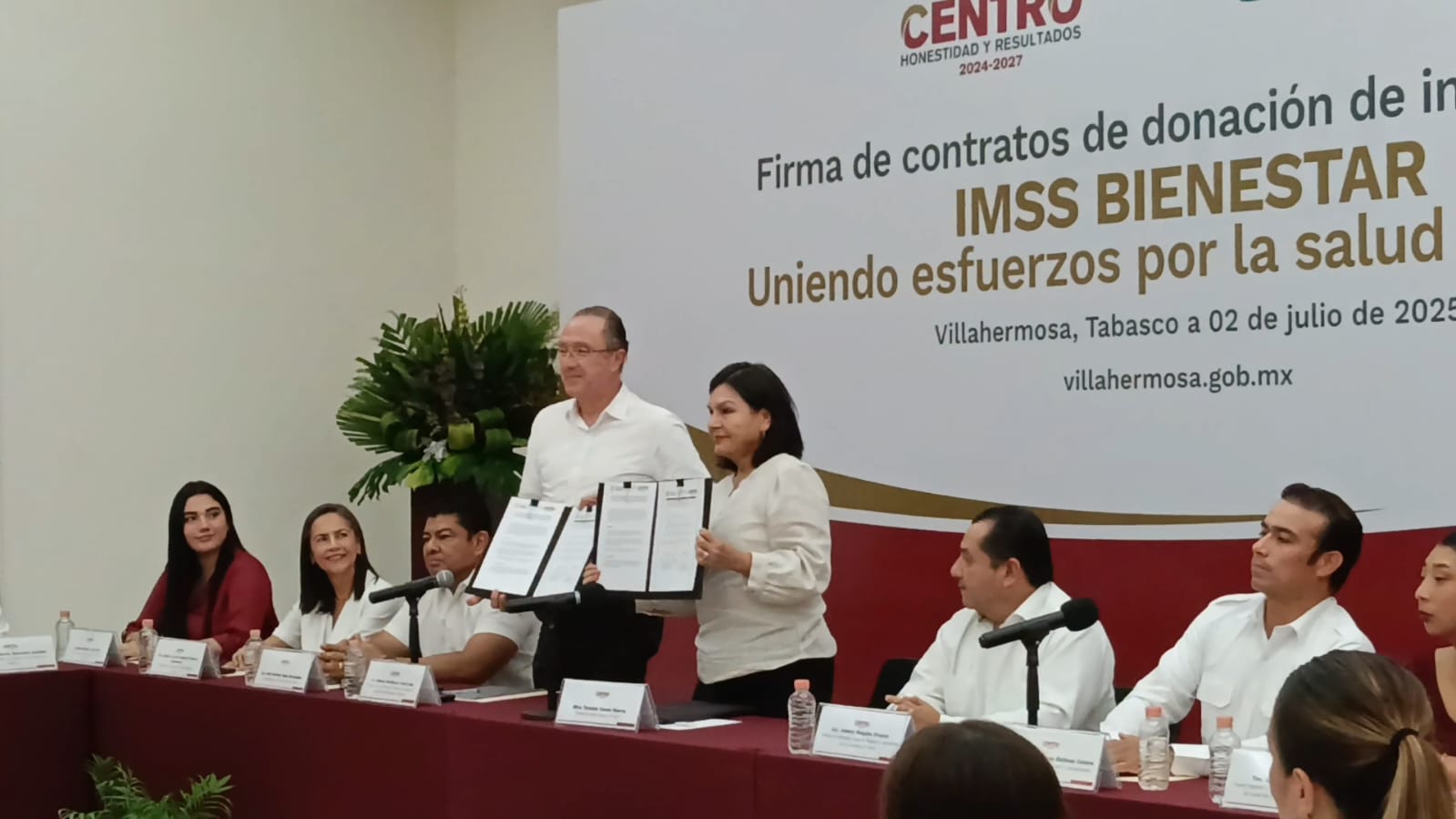 Centro, primer municipio en donar inmuebles al IMSS-Bienestar