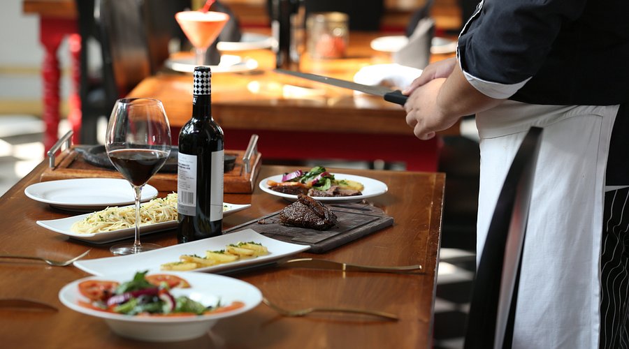 Anuncia Grupo Rodizio cierre de restaurante Colosso