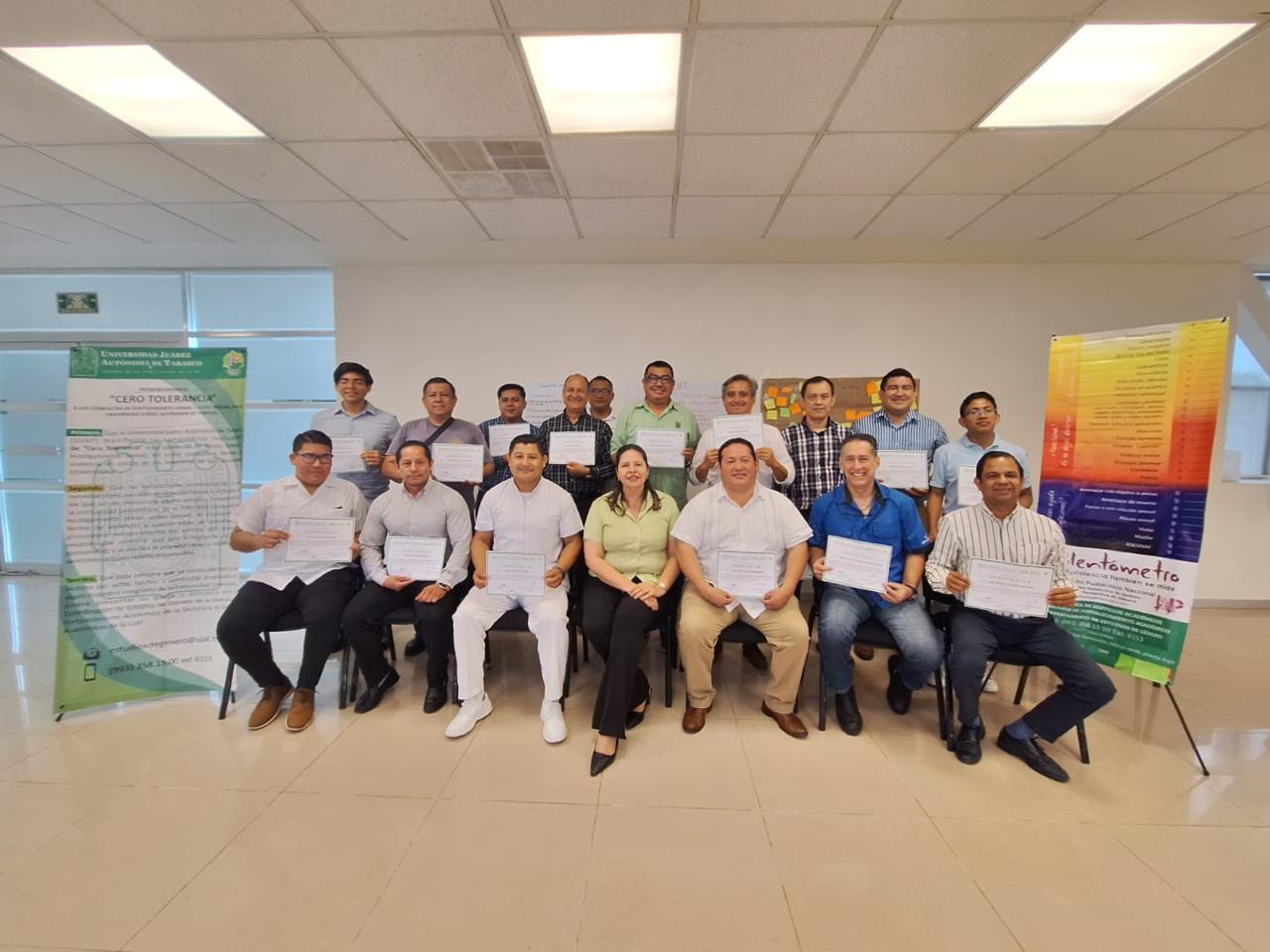Impulsan en la UJAT reflexión sobre masculinidades y equidad con taller dirigido a docentes y administrativos