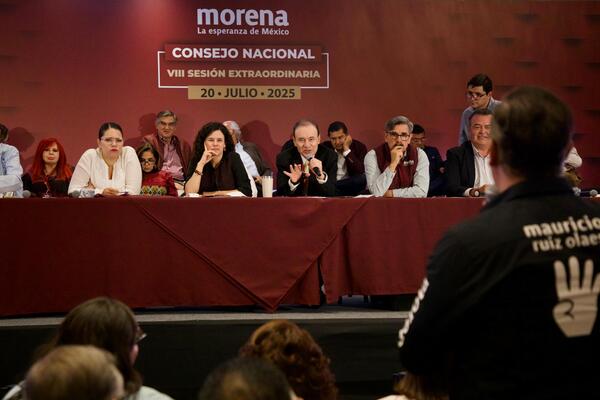 Los adversarios no están entre nosotros, sino afuera: Alfonso Durazo