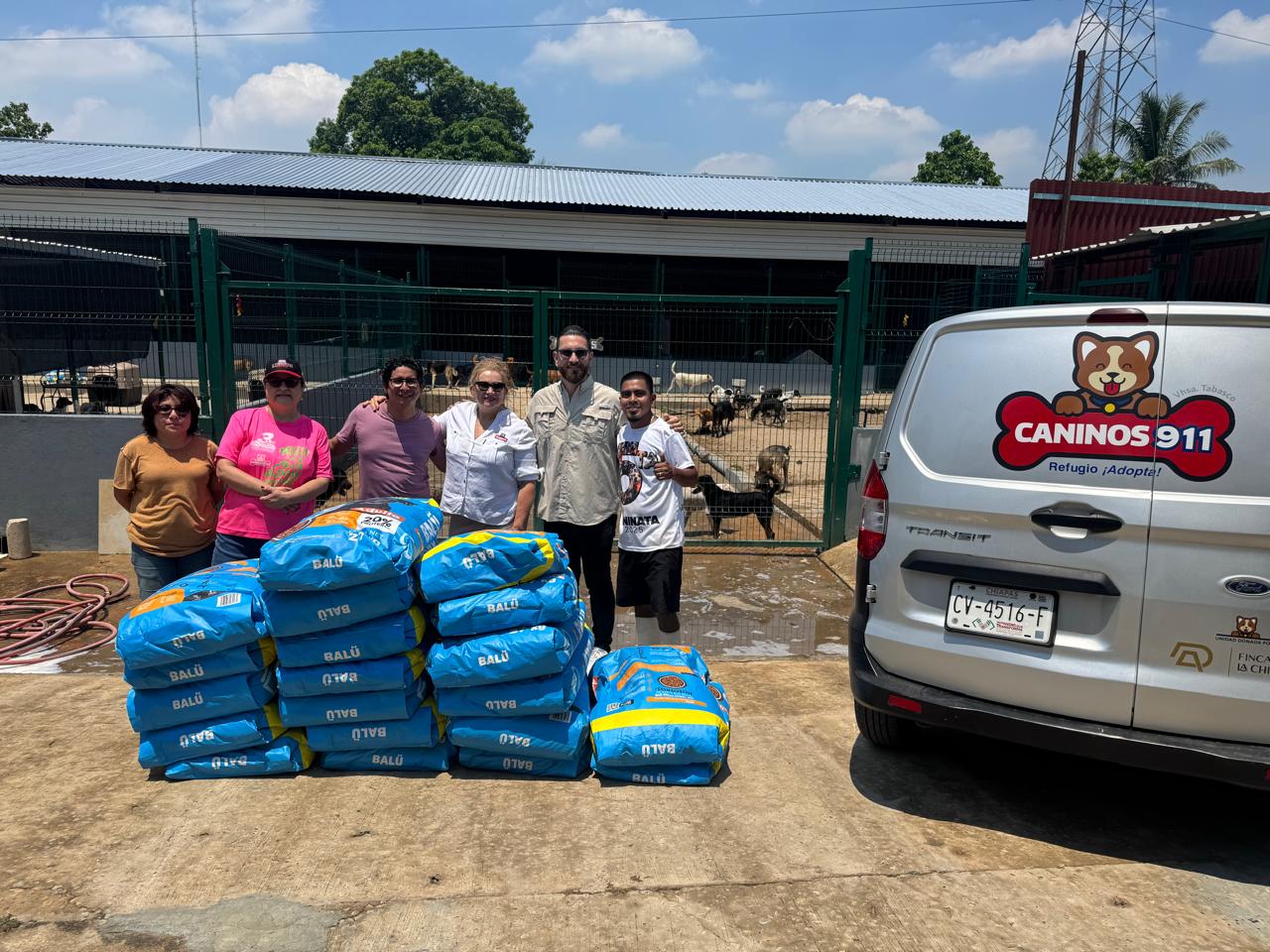 PVEM Tabasco dona más de media tonelada de alimento a refugio animal Caninos 911