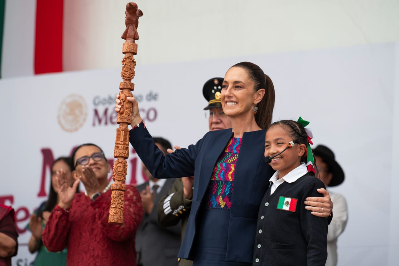 Tenochtitlán renace en el Zócalo: Sheinbaum y Brugada encabezan conmemoración histórica