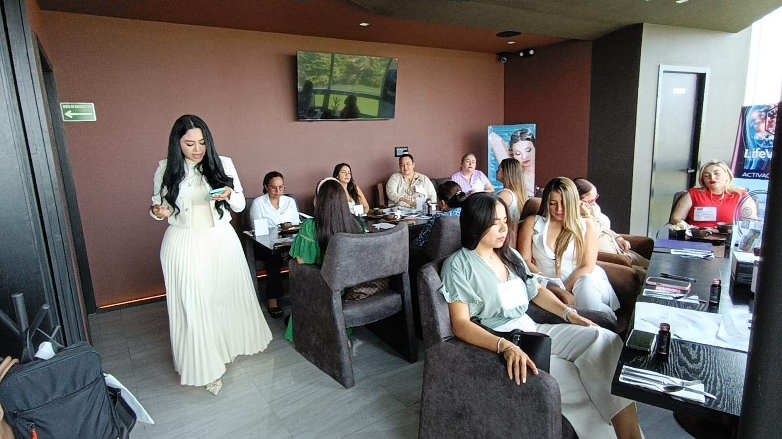 Hoy Tabasco está saliendo del «bache económico»: Sandra Paola López