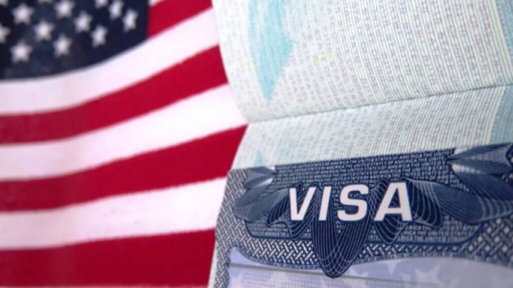 Aumentará costo de visa americana en 2026 con nuevo impuesto propuesto por Trump