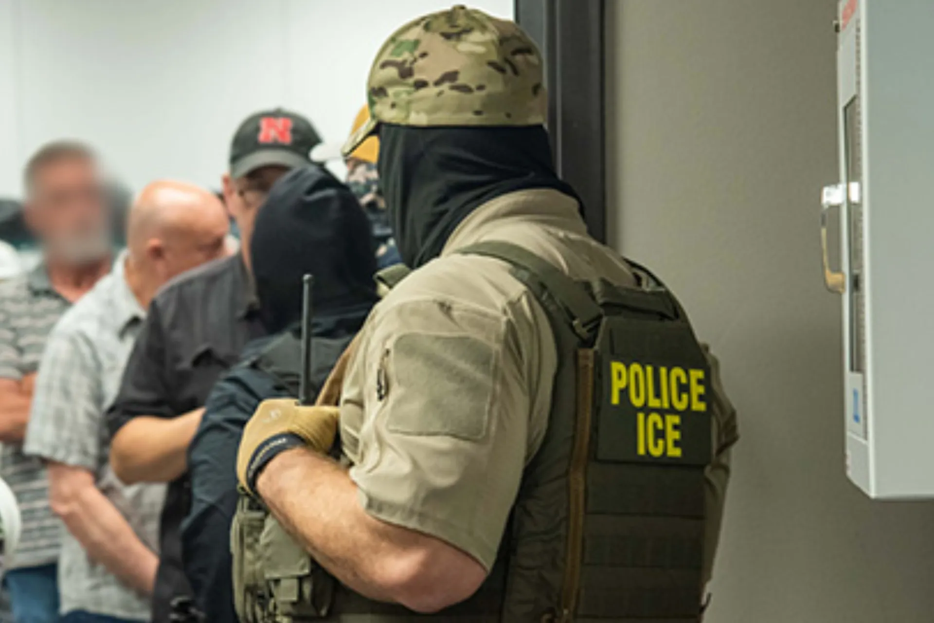 Congresistas demandan al Gobierno de Trump por negarles el acceso a centros para migrantes