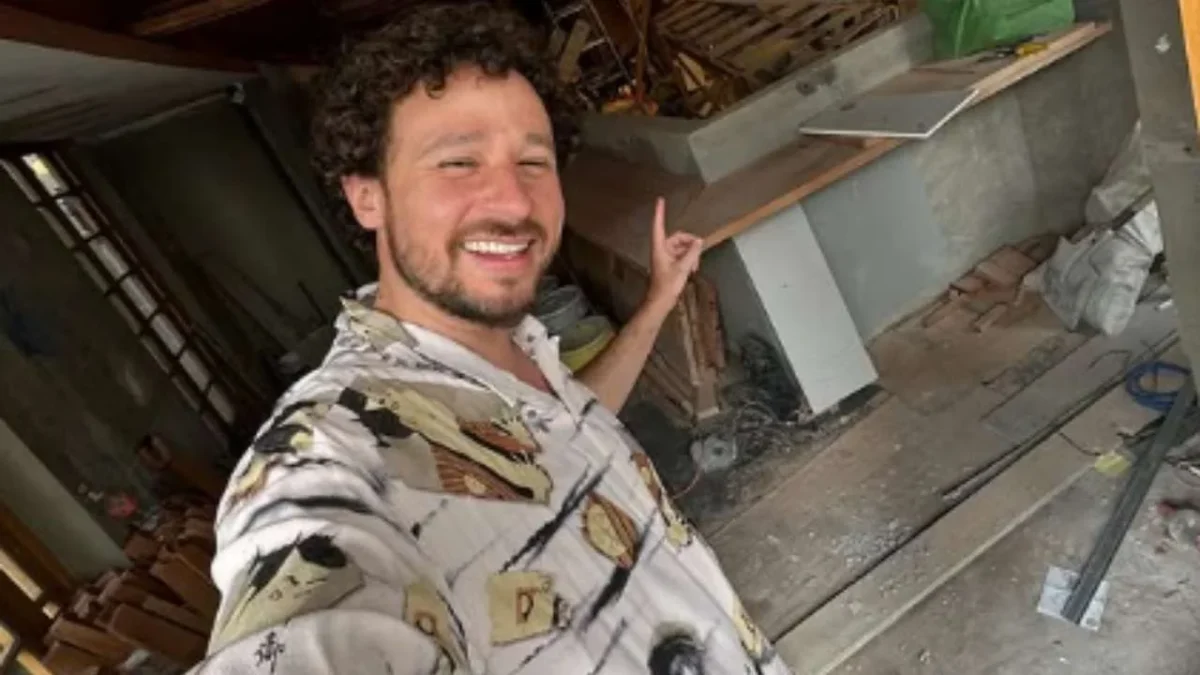 Luisito Comunica es insultado durante protesta contra la gentrificación en CDMX