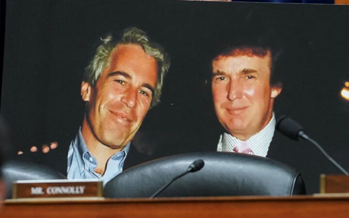 Donald Trump dijo que el caso Epstein “es aburrido” y que debería publicarse “lo creíble”