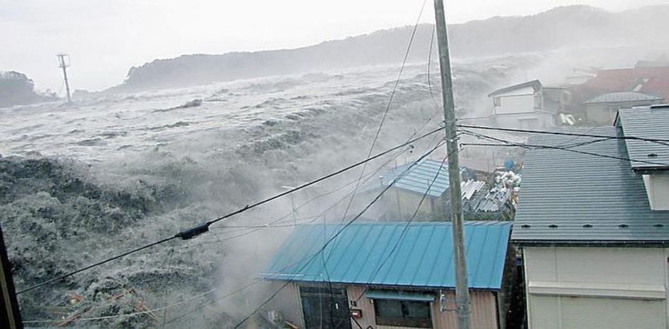 Chile mantiene alerta roja por tsunami y ordena evacuar la costa tras terremoto en Rusia