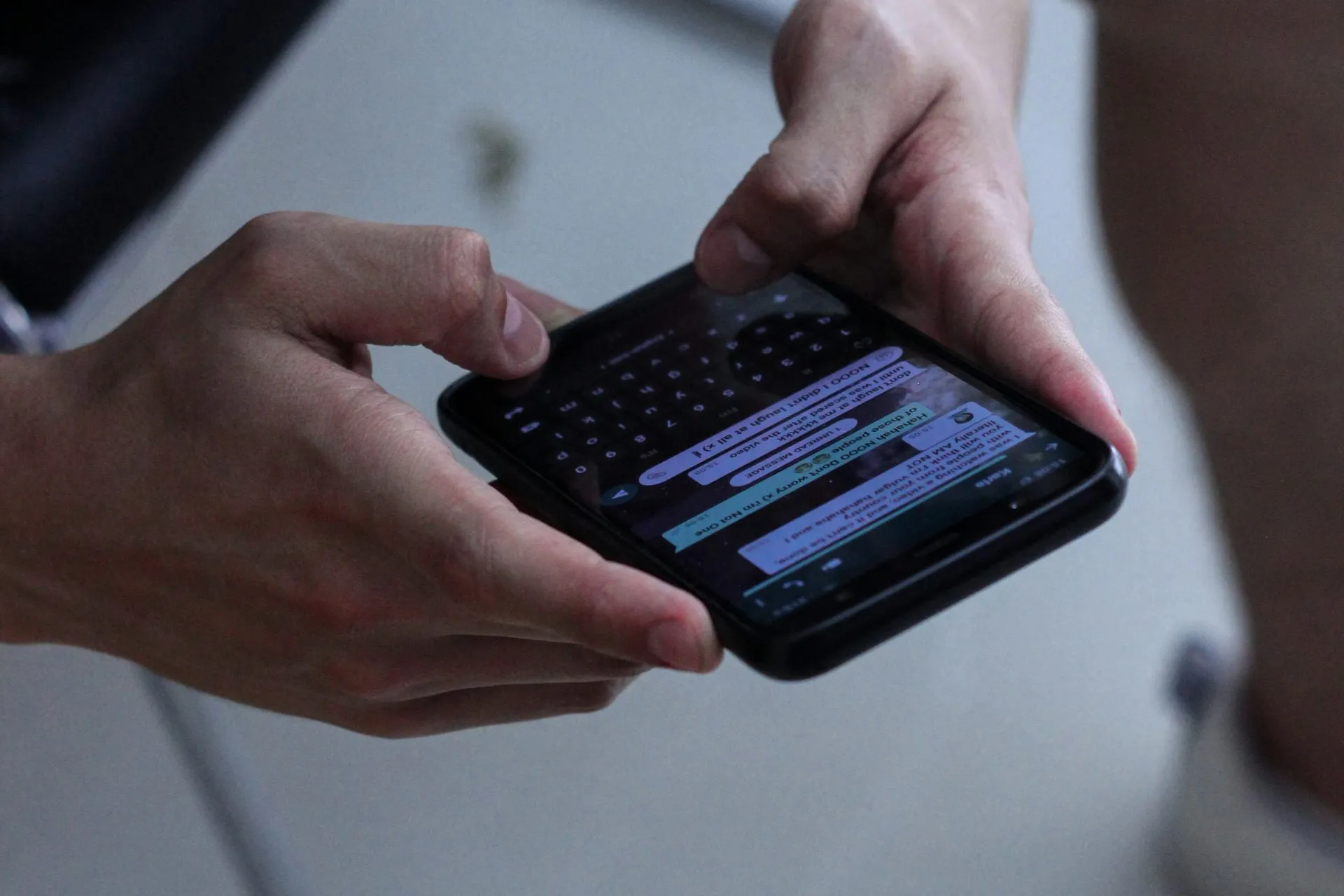 Alertan nuevo modus para robo de datos en aplicaciones de mensajería