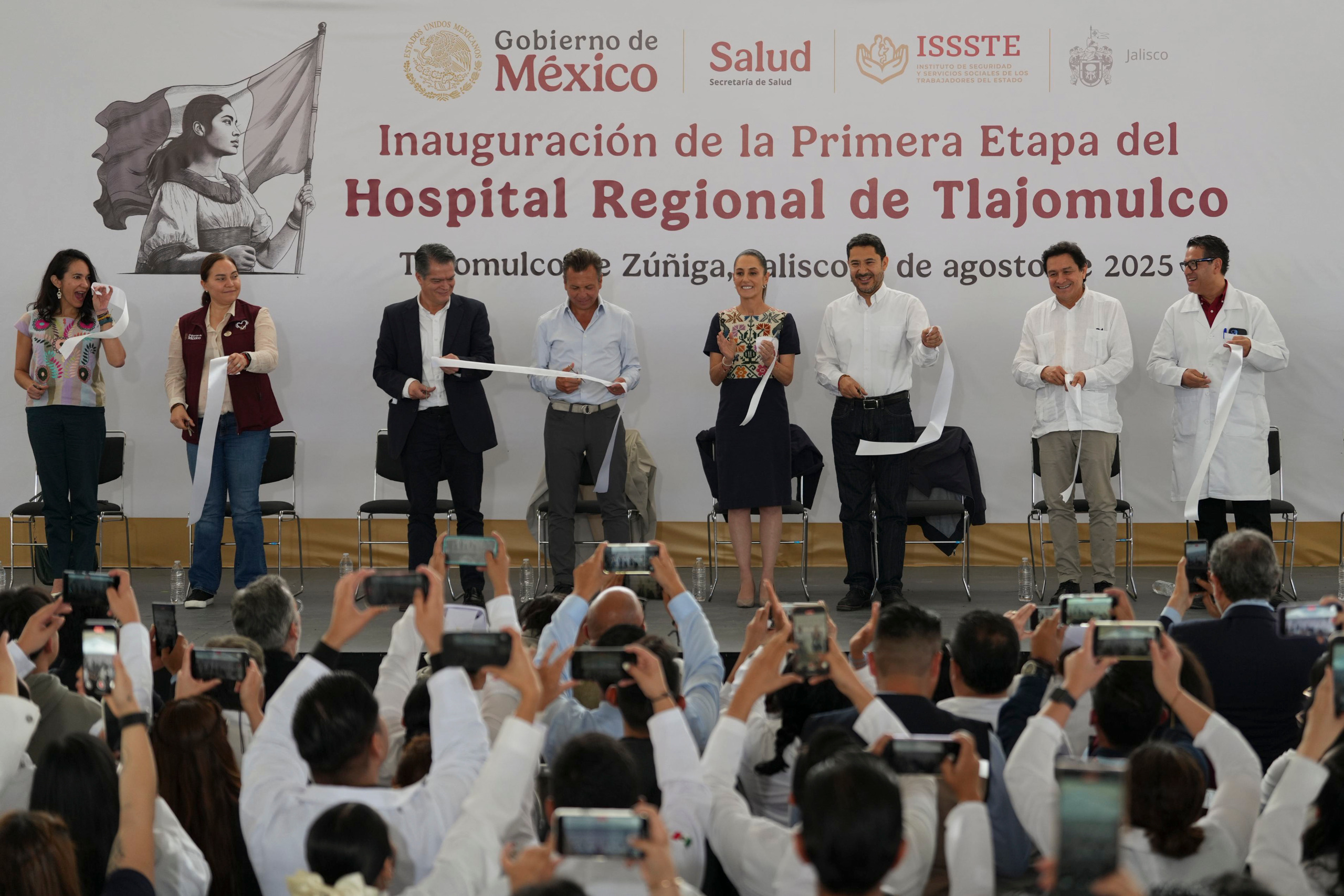 Claudia Sheinbaum inaugura primera etapa del Hospital Regional del ISSSTE en Tlajomulco