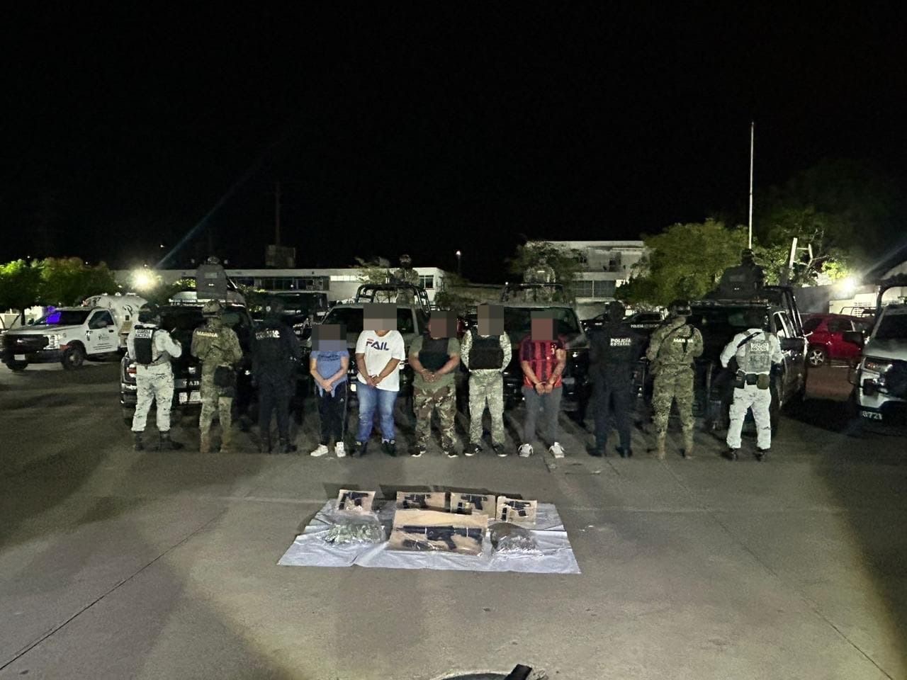 Detienen a cinco presuntos delincuentes en operativo conjunto en Centla, Tabasco