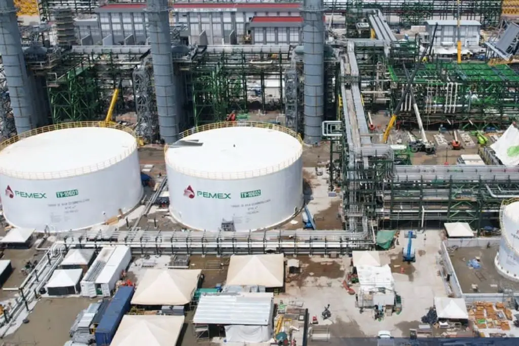 Pide Coparmex atender “vacíos estructurales” de Pemex para que reestructuración sea viable